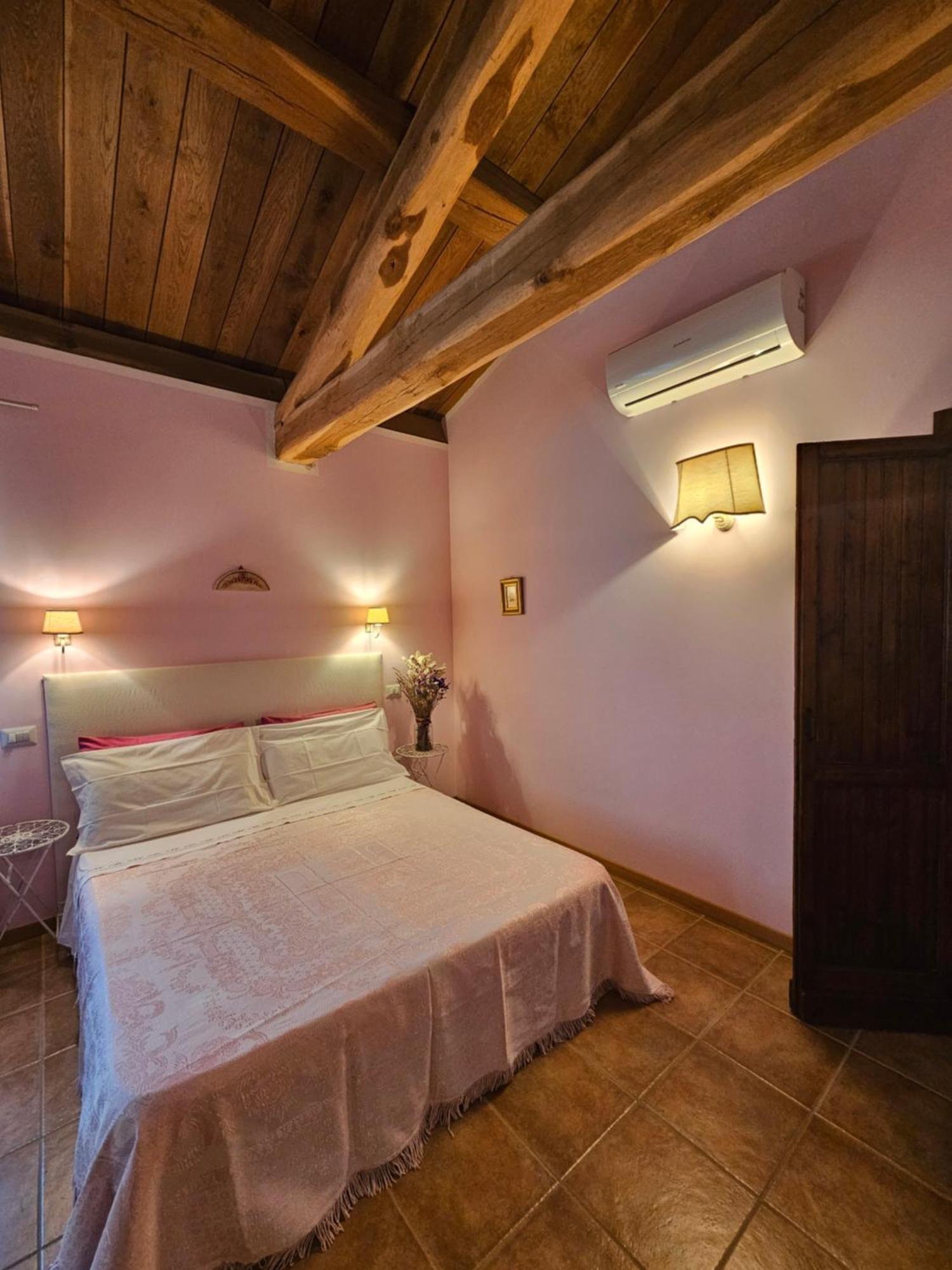 La Casa Dei Tigli Cannara